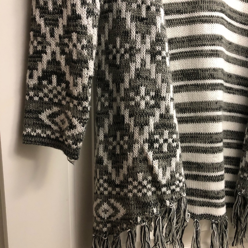 Navajo Cardigan - Picture 3 of 6